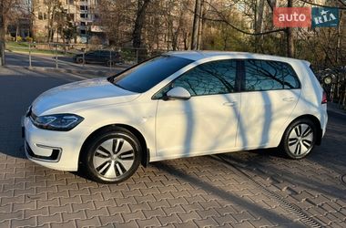 Хэтчбек Volkswagen e-Golf 2017 в Кривом Роге