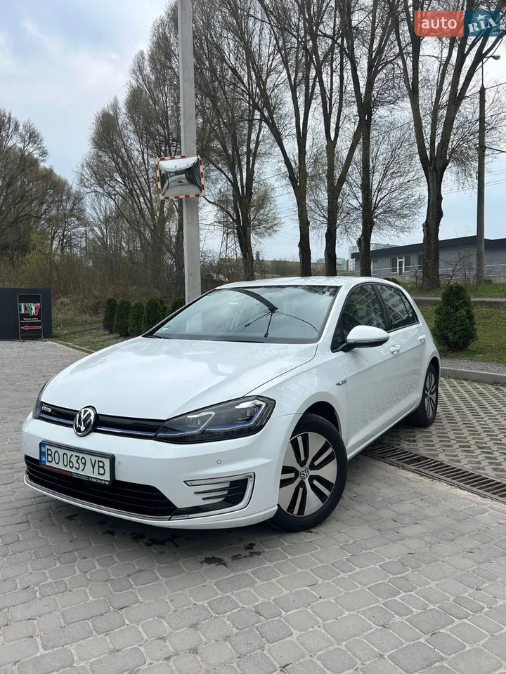 2020 Volkswagen Golf - мініатюра 21