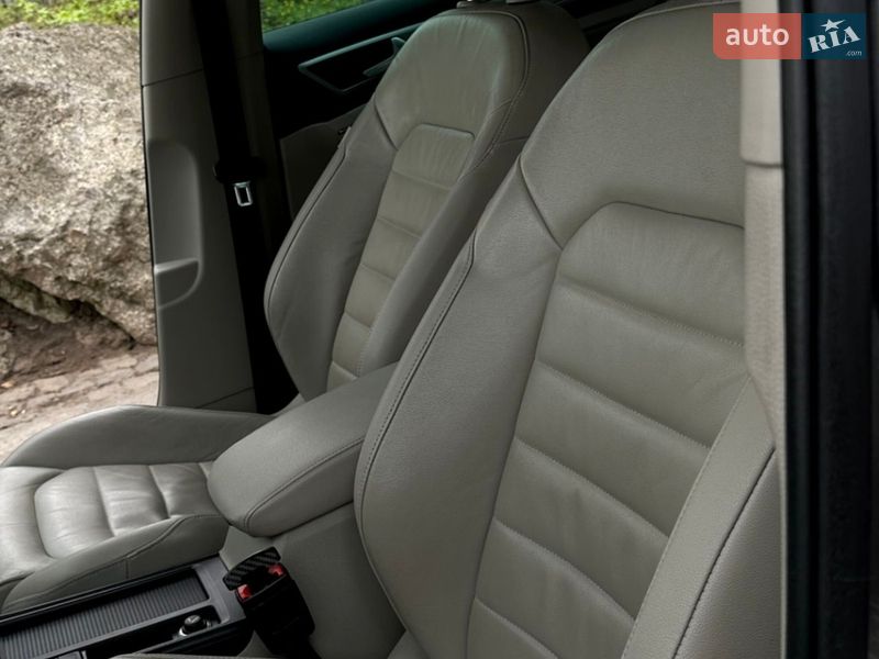 Хэтчбек Volkswagen e-Golf 2015 в Тернополе