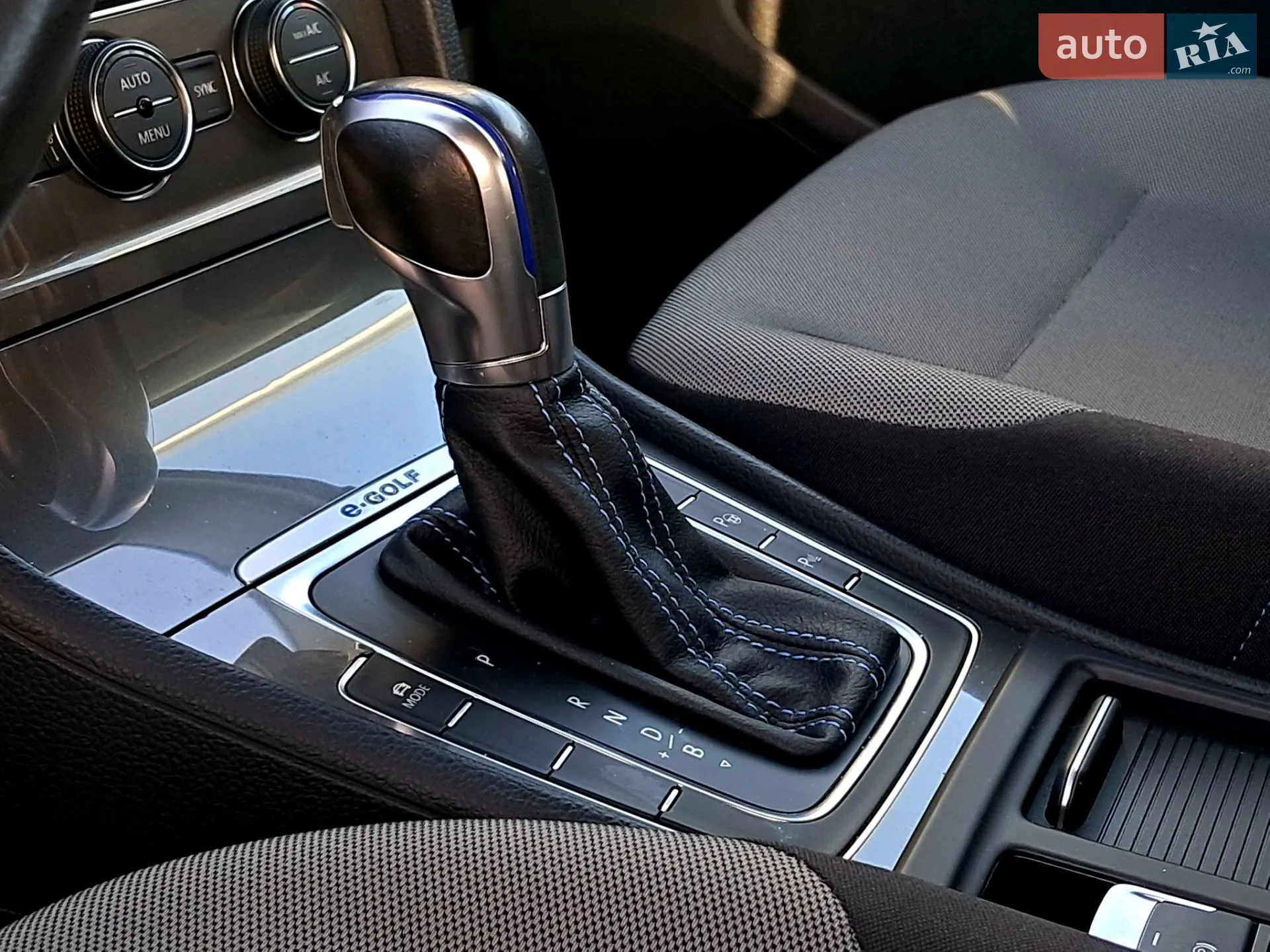 2016 Volkswagen Golf - мініатюра 43