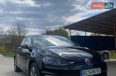 Хэтчбек Volkswagen e-Golf 2015 в Львове