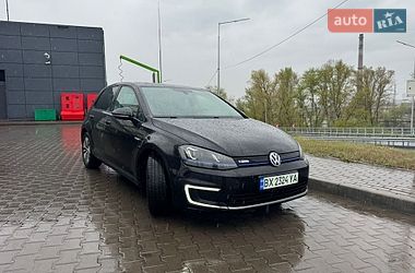 Хетчбек Volkswagen e-Golf 2014 в Києві