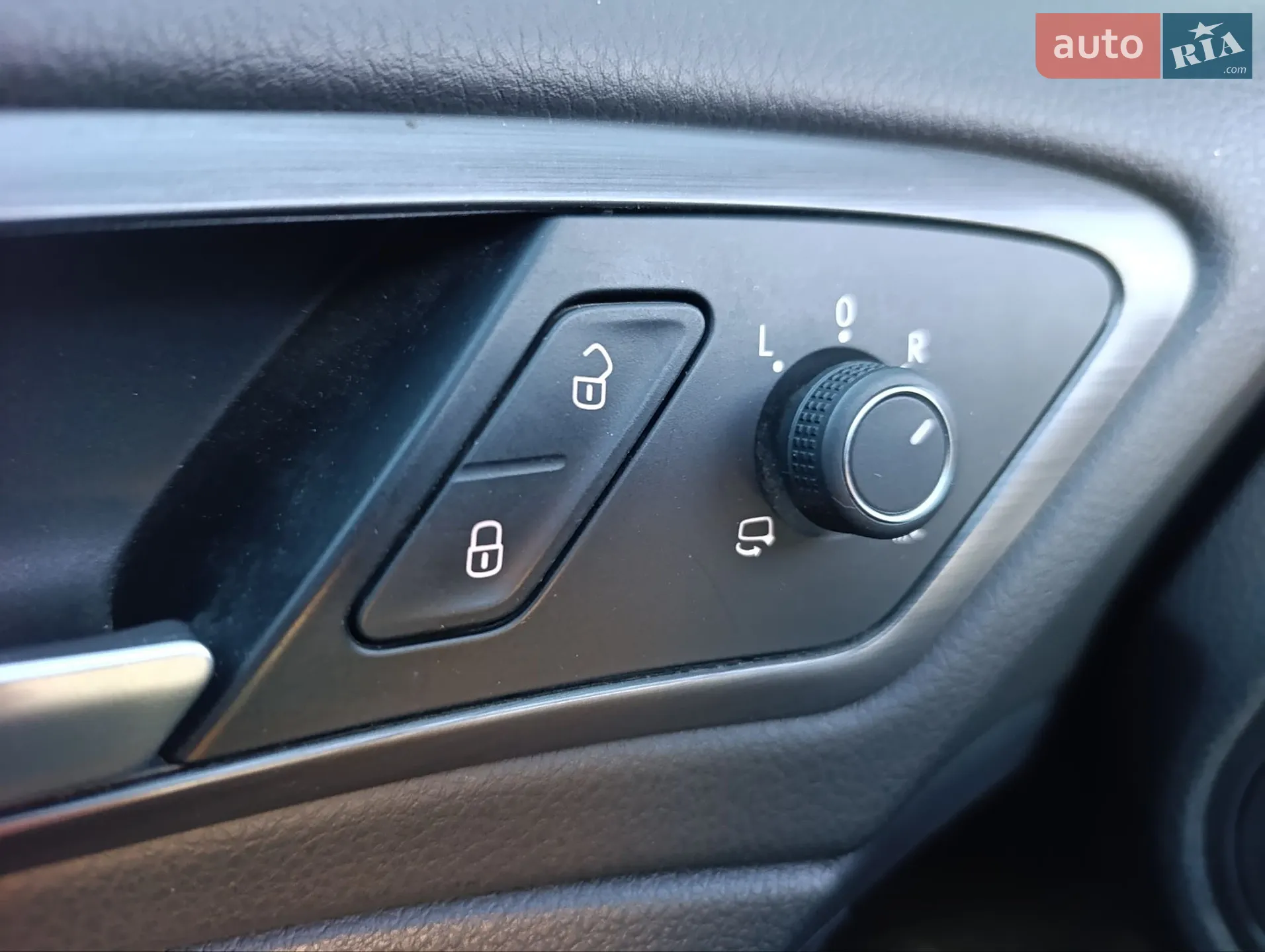 2019 Volkswagen Golf - мініатюра 27