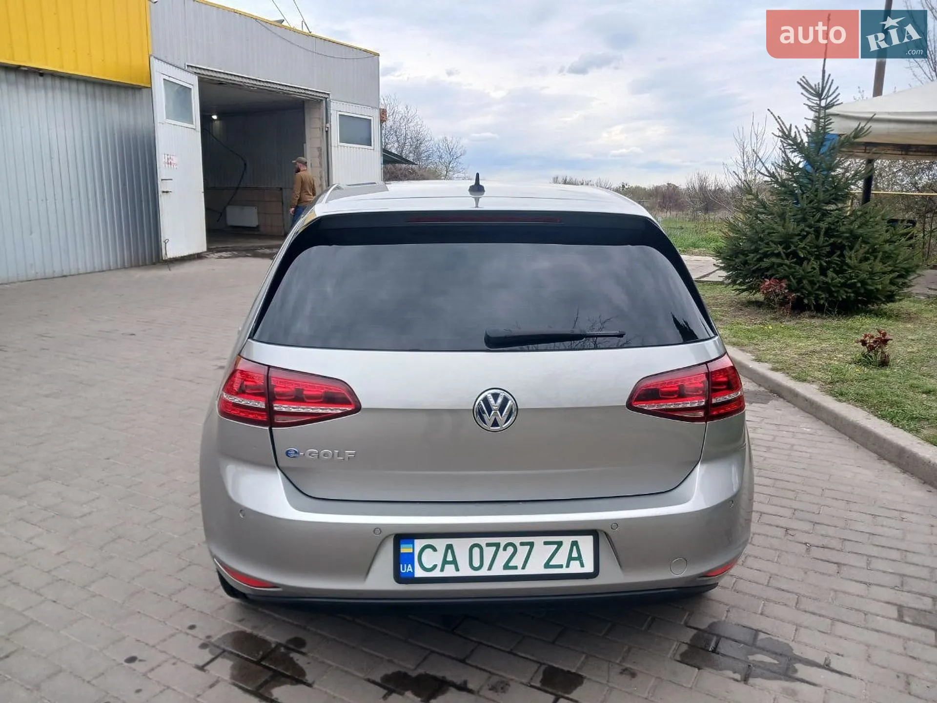 2016 Volkswagen Golf - мініатюра 3