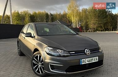 Хэтчбек Volkswagen e-Golf 2018 в Ковеле