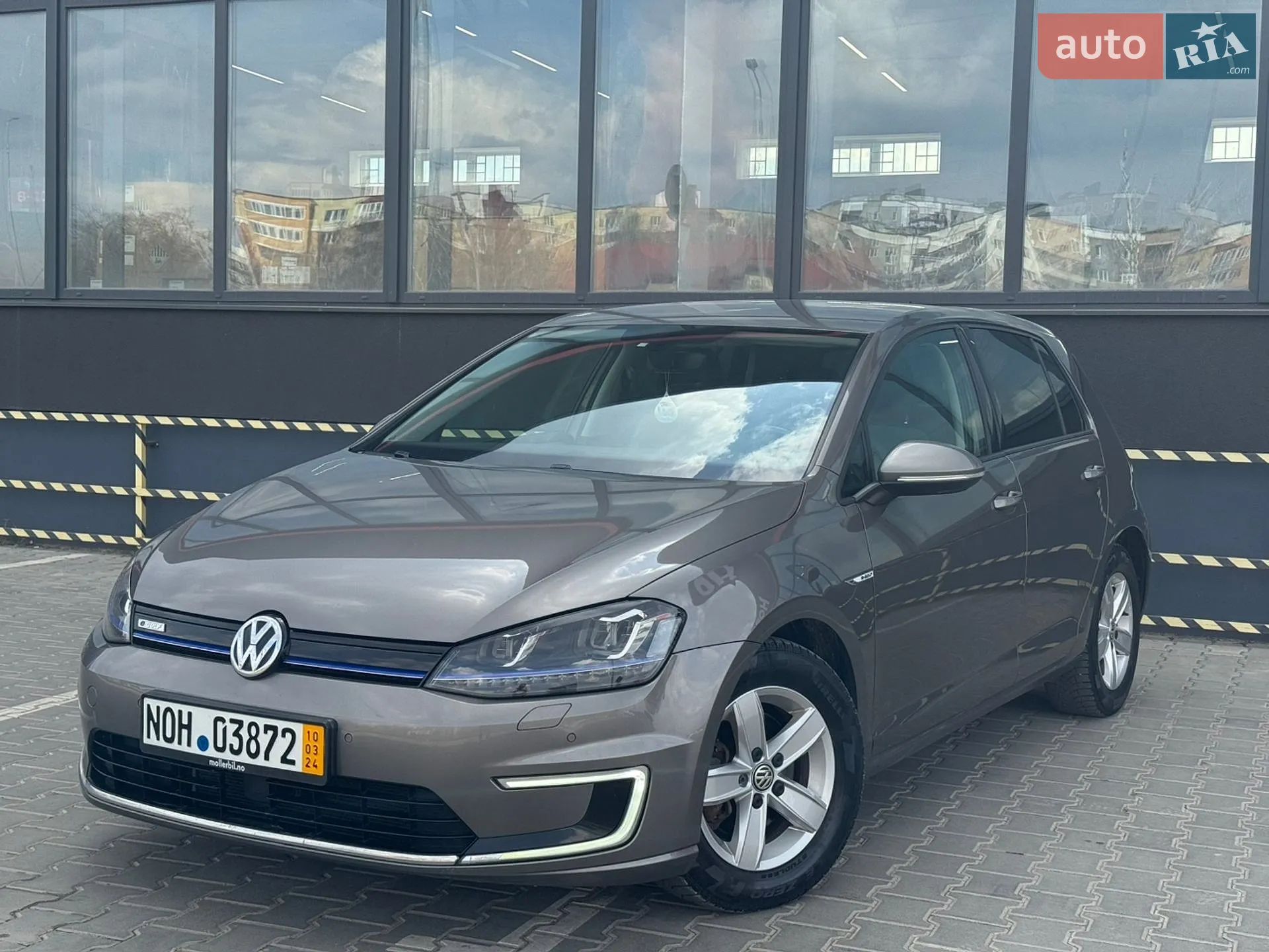 2016 Volkswagen Golf - мініатюра 2