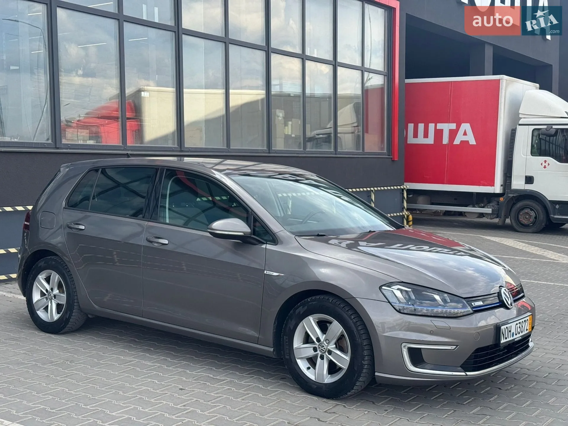 2016 Volkswagen Golf - мініатюра 9