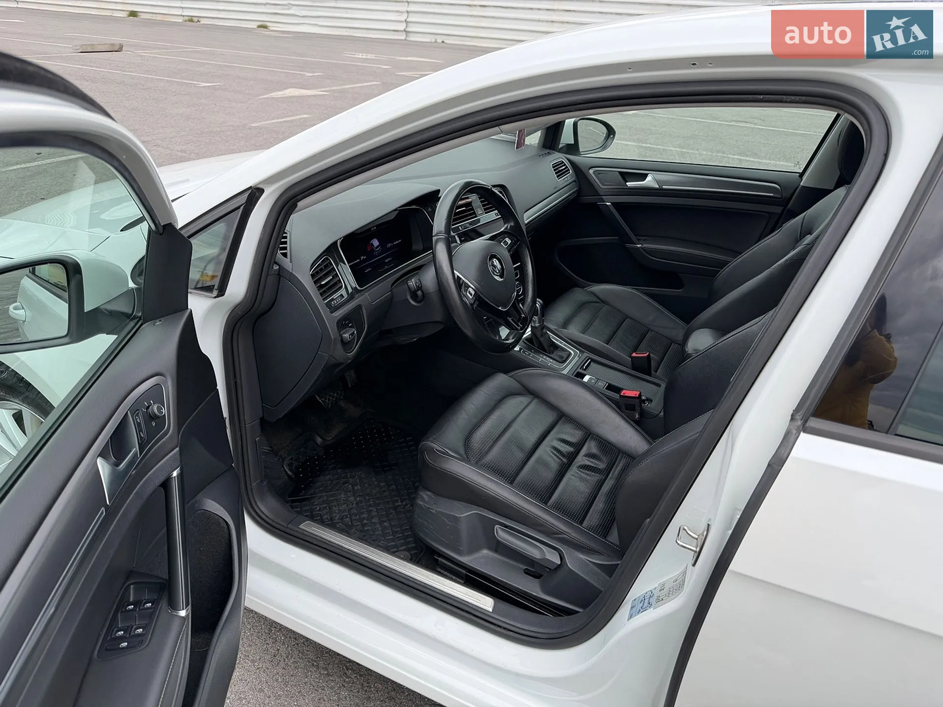2018 Volkswagen Golf - мініатюра 10