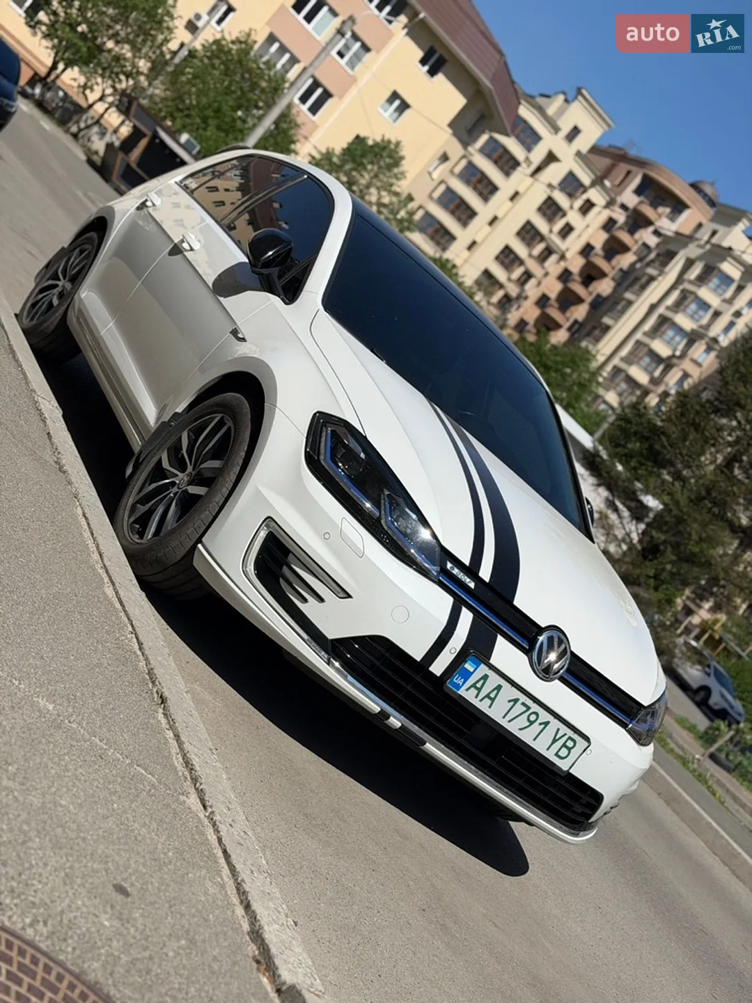 2019 Volkswagen Golf - фото 1