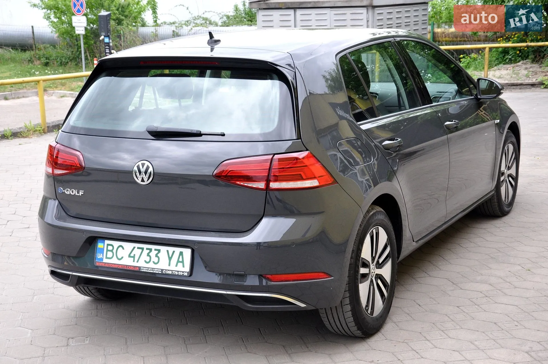 2020 Volkswagen Golf - мініатюра 9