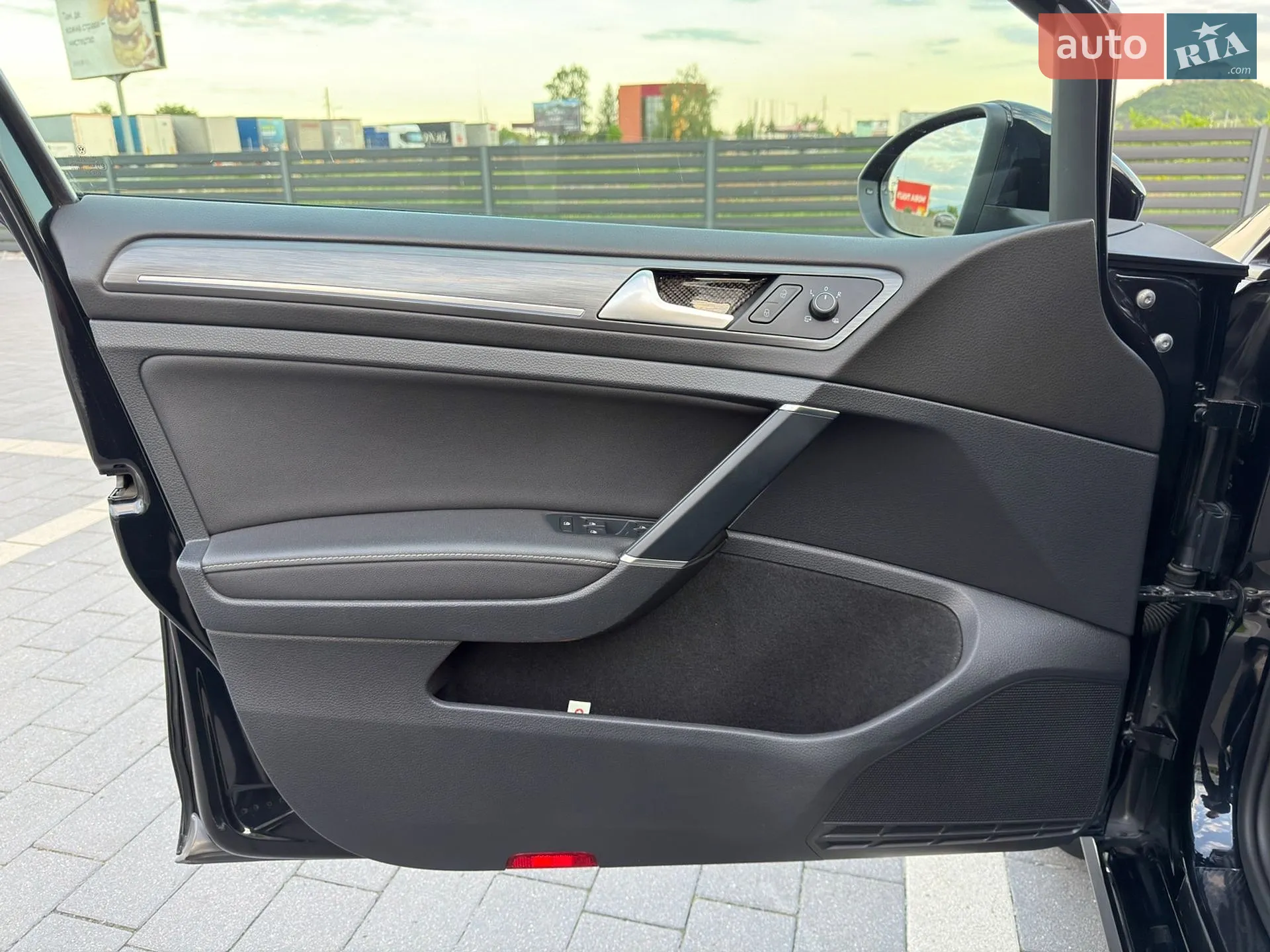 2019 Volkswagen Golf - мініатюра 26