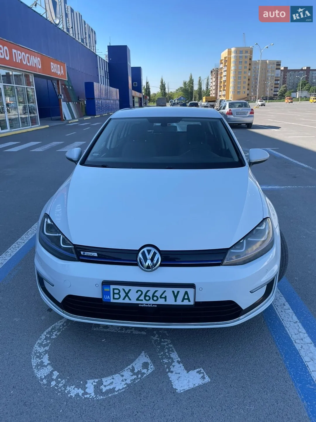 Volkswagen e-Golf 2014
