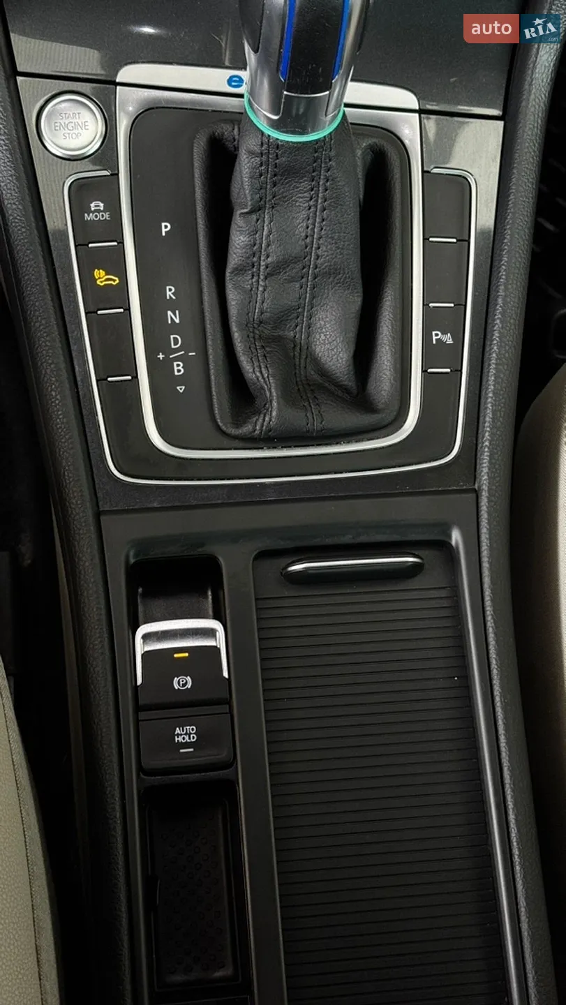 2019 Volkswagen Golf - мініатюра 28