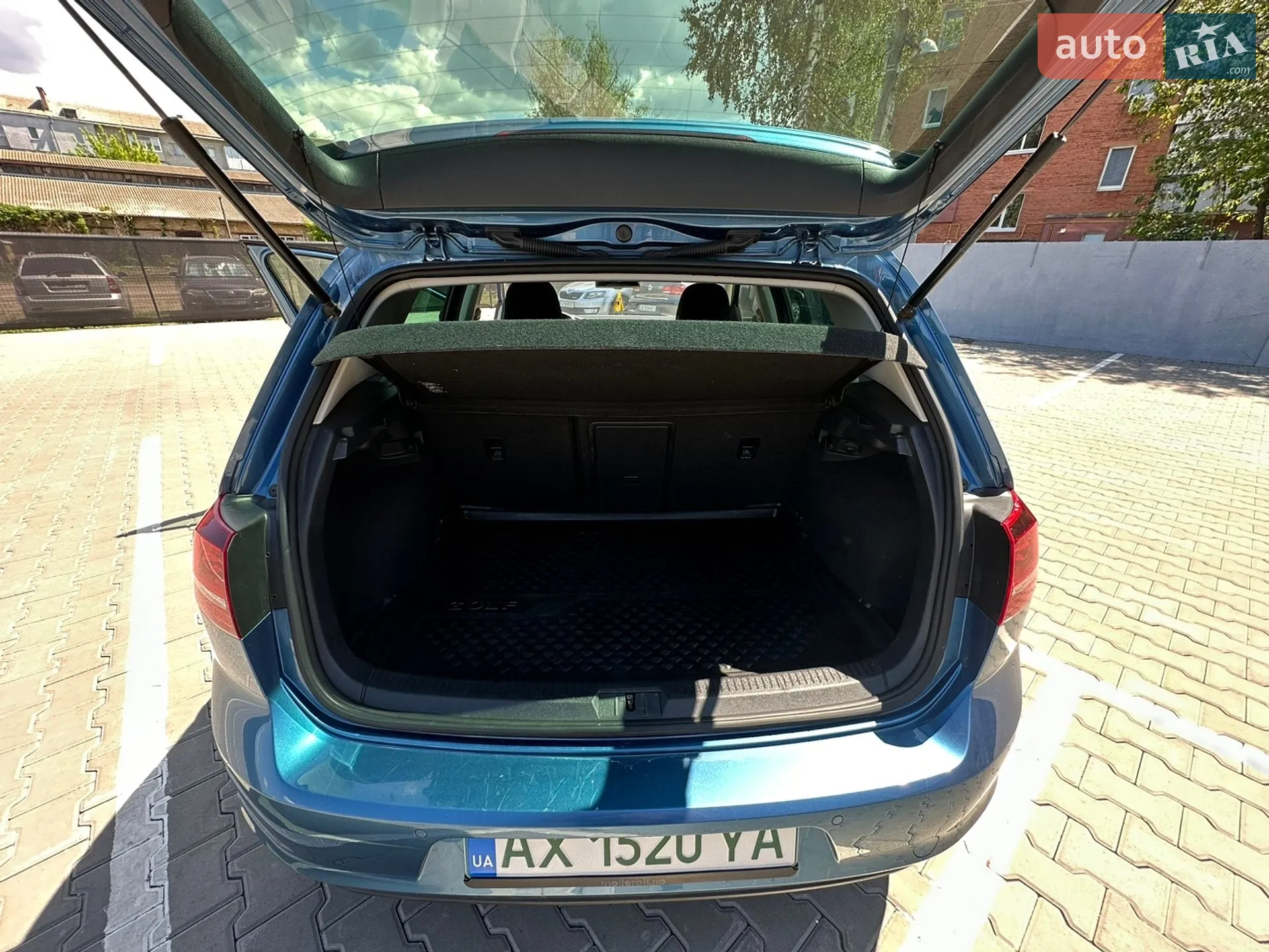 2015 Volkswagen Golf - мініатюра 32