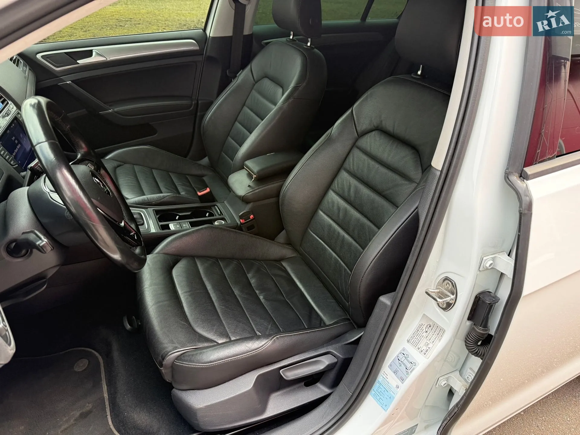 2014 Volkswagen Golf - мініатюра 17