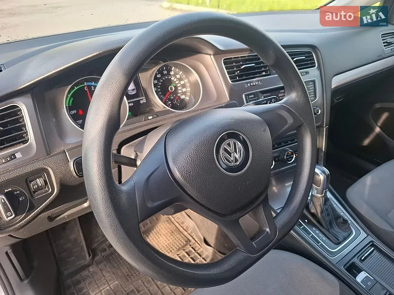 Volkswagen e-Golf 2015 VIN WVWKP7AU4FW906530 фото оголошення 29 з 68