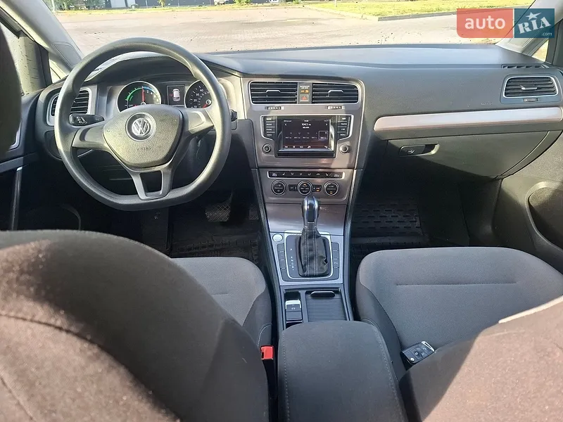 Volkswagen e-Golf 2015 VIN WVWKP7AU4FW906530 фото оголошення 31 з 68