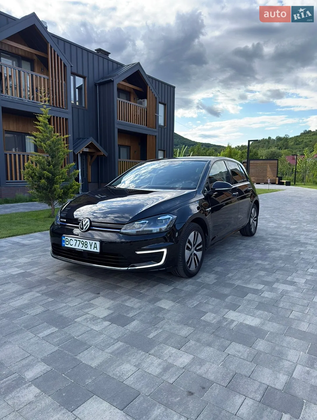 2018 Volkswagen Golf - фото 1