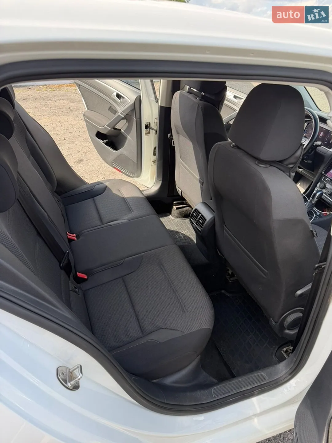 2019 Volkswagen Golf - мініатюра 8