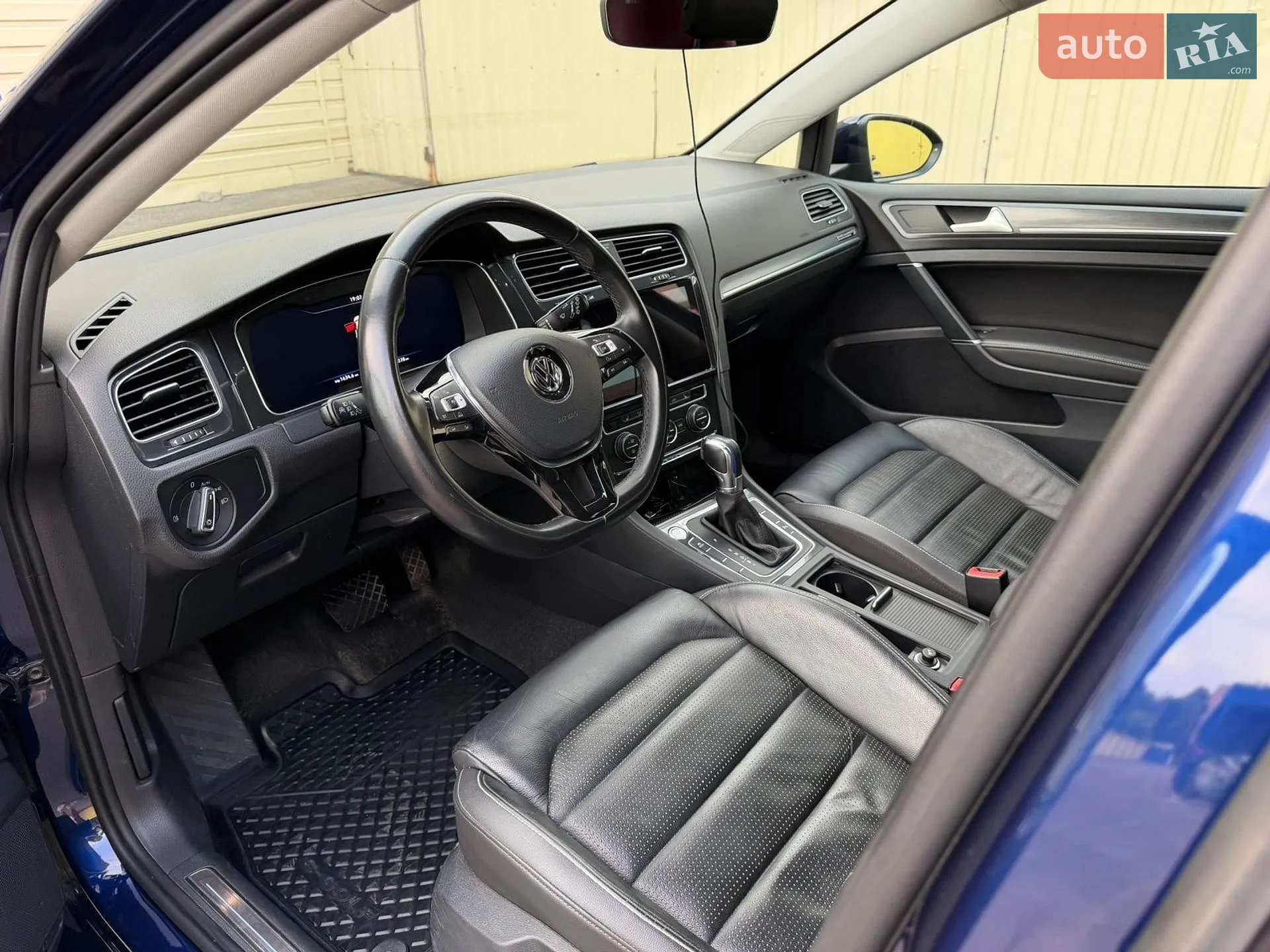 2017 Volkswagen Golf - мініатюра 39