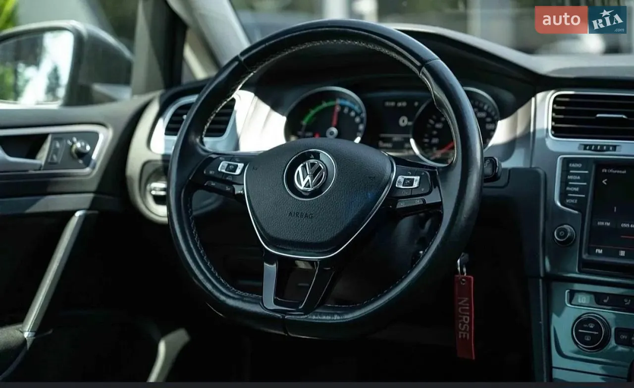 2014 Volkswagen Golf - мініатюра 26