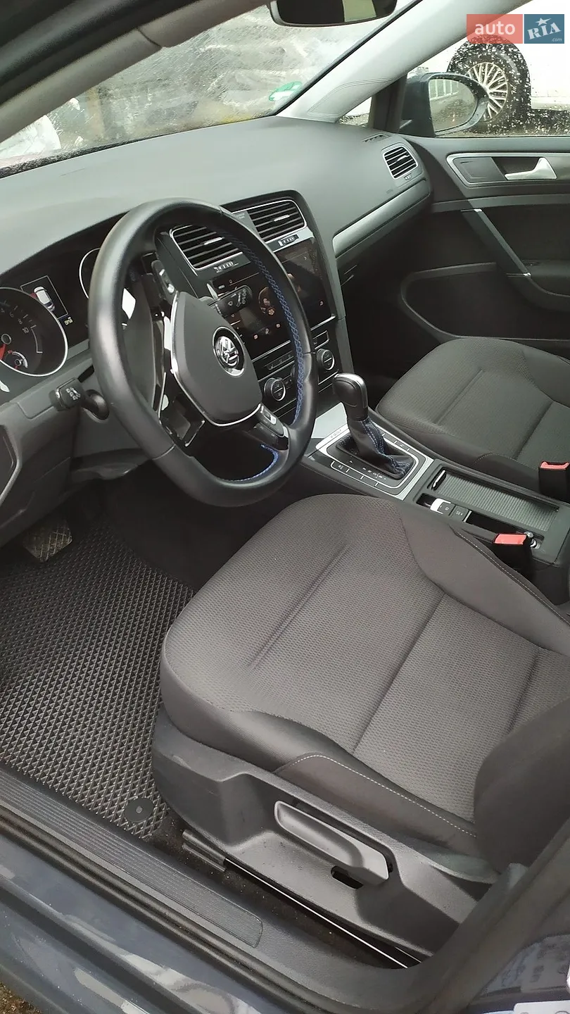 2020 Volkswagen Golf - мініатюра 8