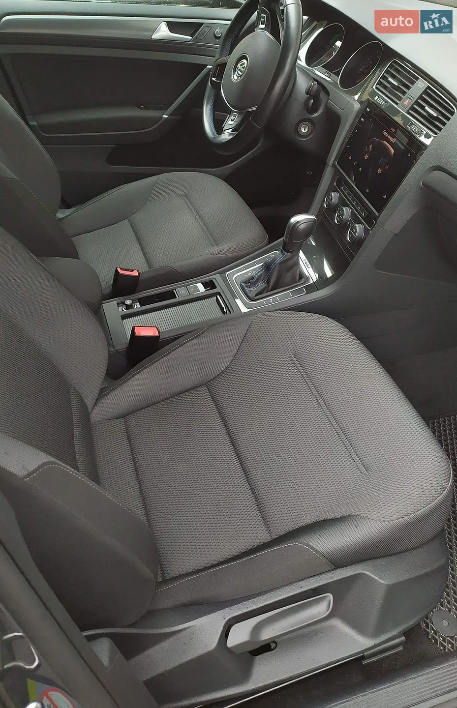 2020 Volkswagen Golf - мініатюра 17