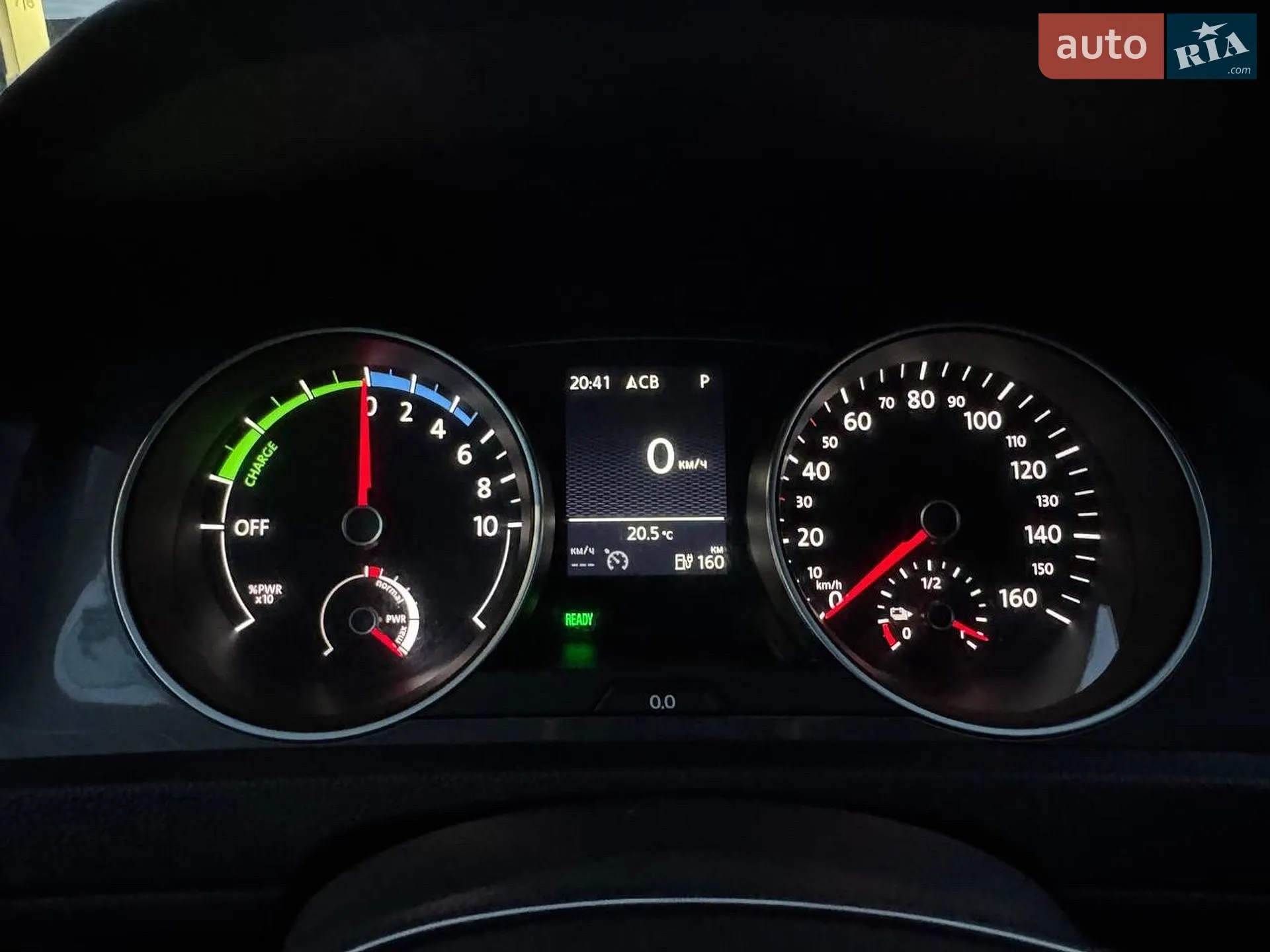 Volkswagen e-Golf 2015 VIN WVWZZZAUZFW902240 фото оголошення 53 з 56