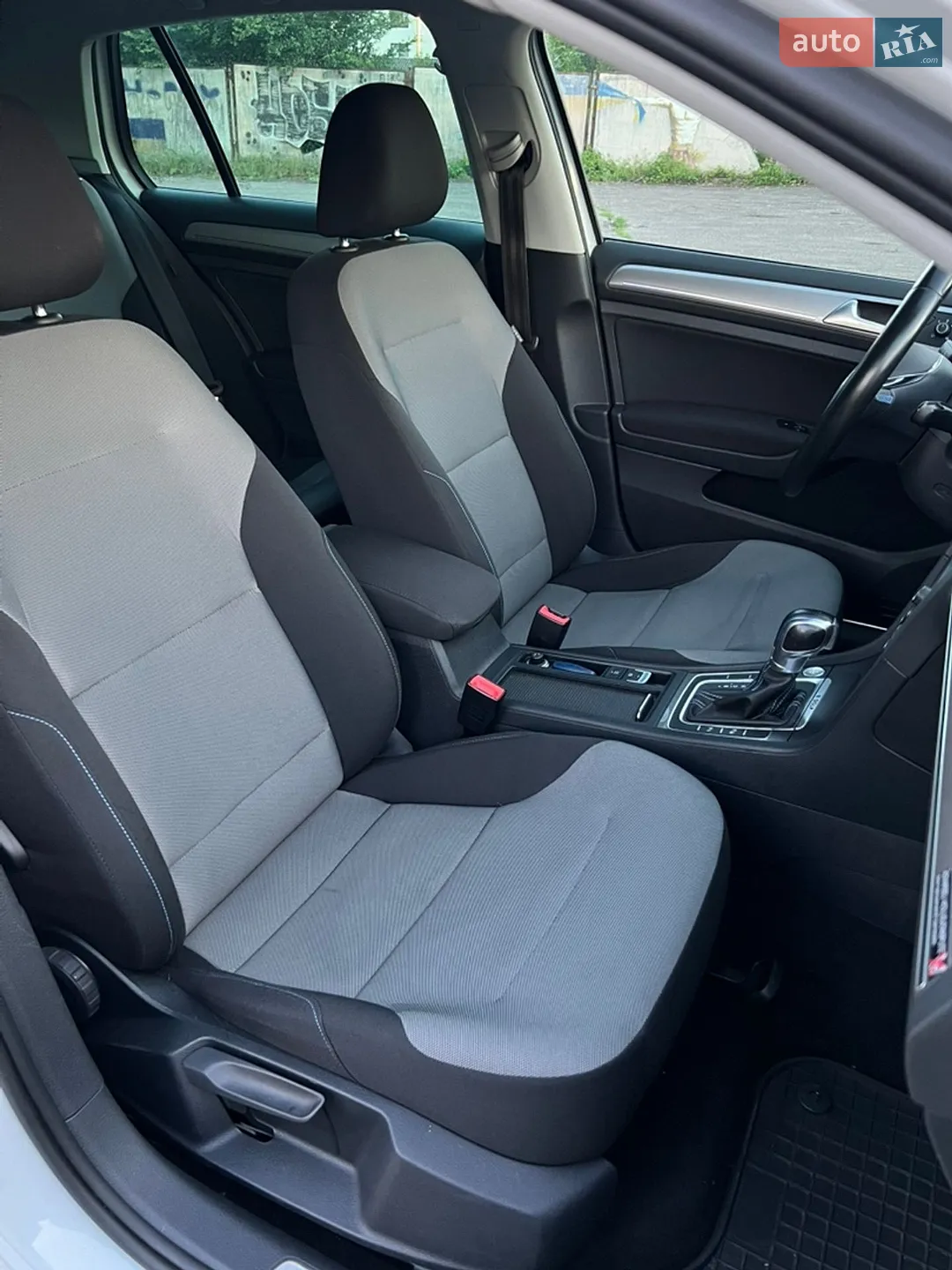 2015 Volkswagen Golf - мініатюра 24