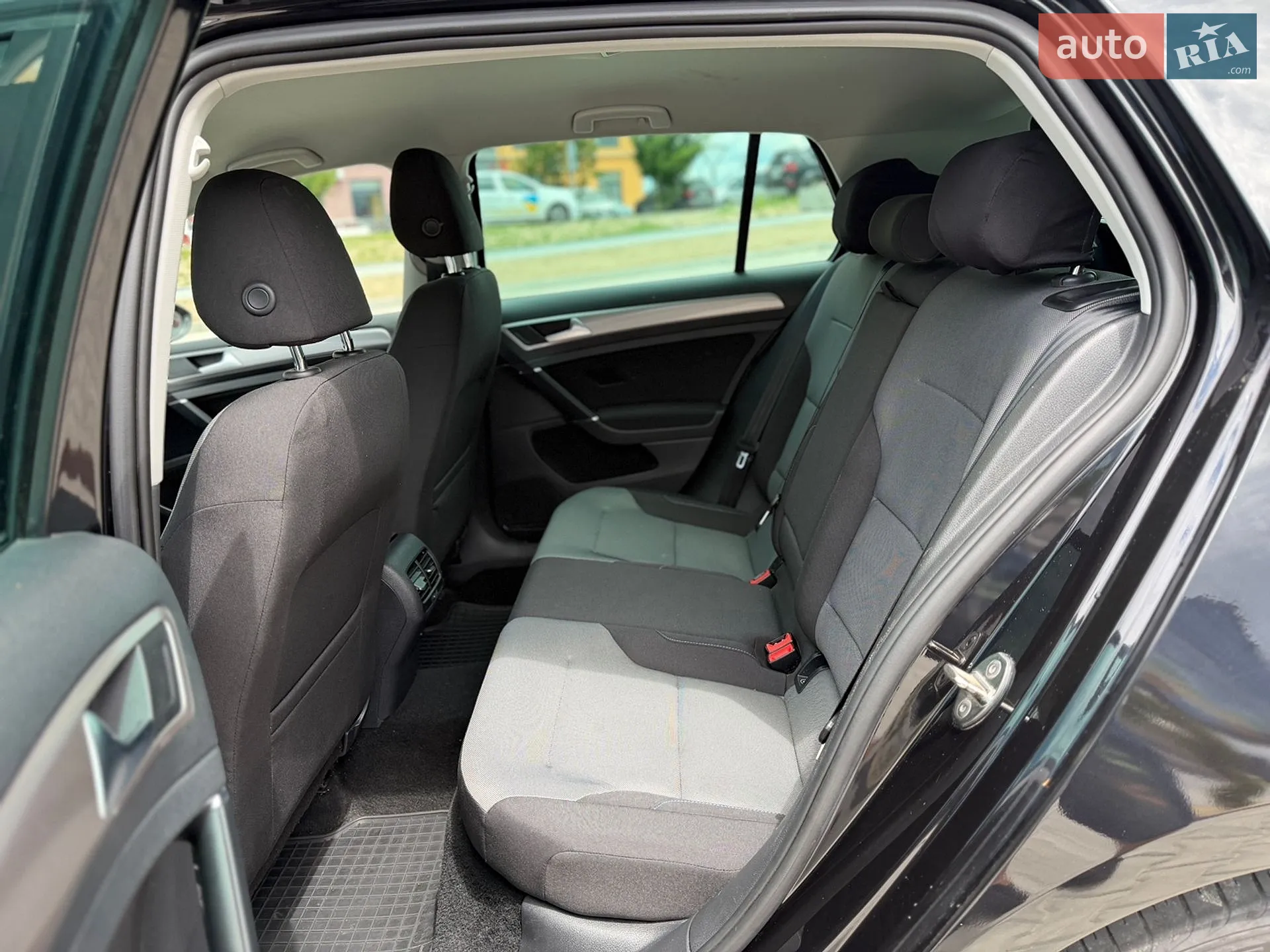 2014 Volkswagen Golf - мініатюра 17