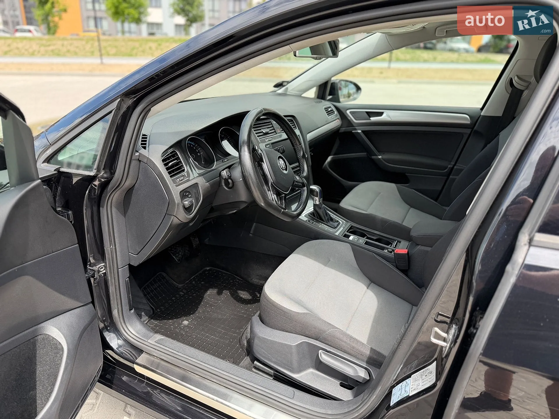 2014 Volkswagen Golf - мініатюра 19