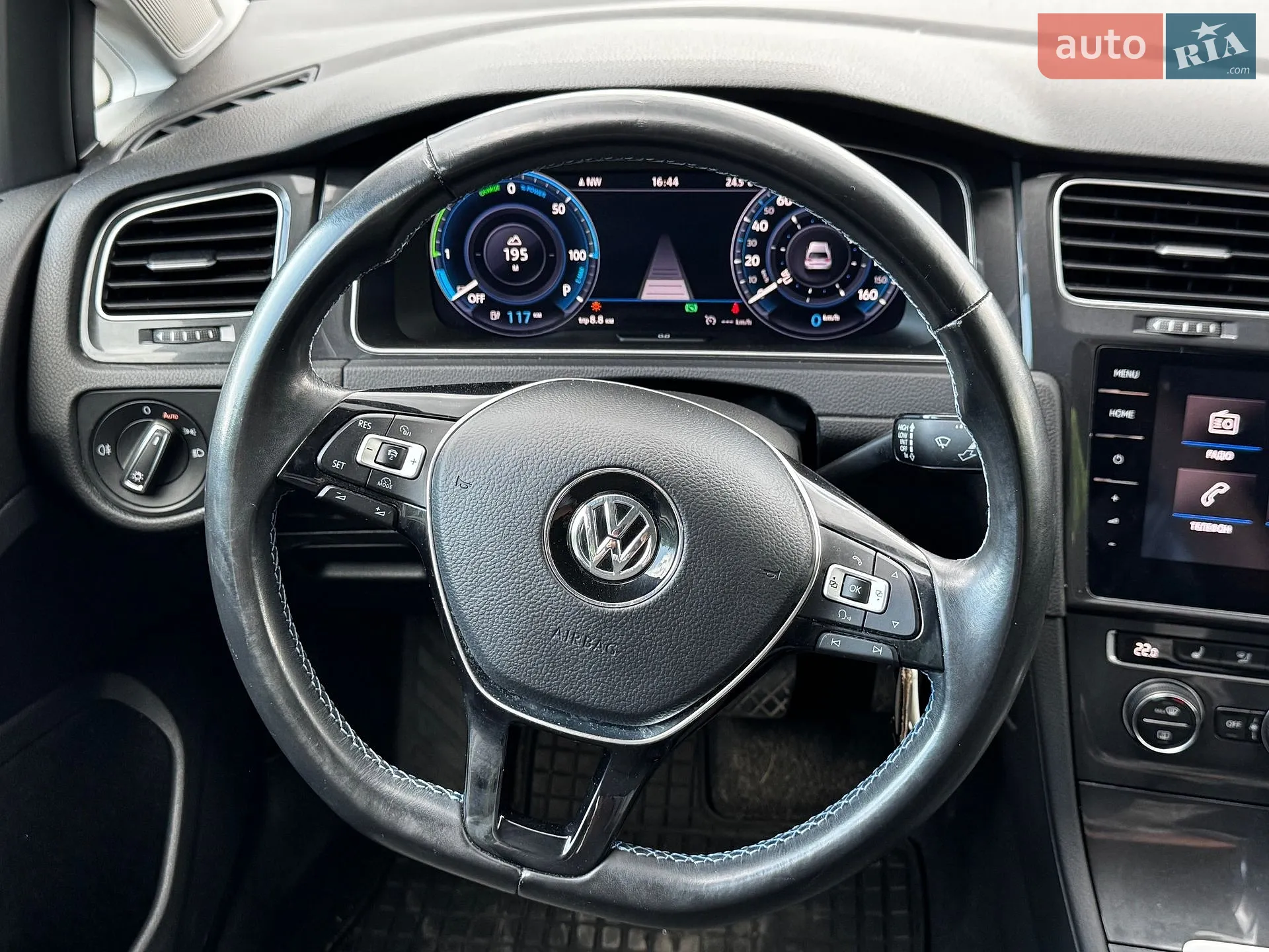 2017 Volkswagen Golf - мініатюра 23