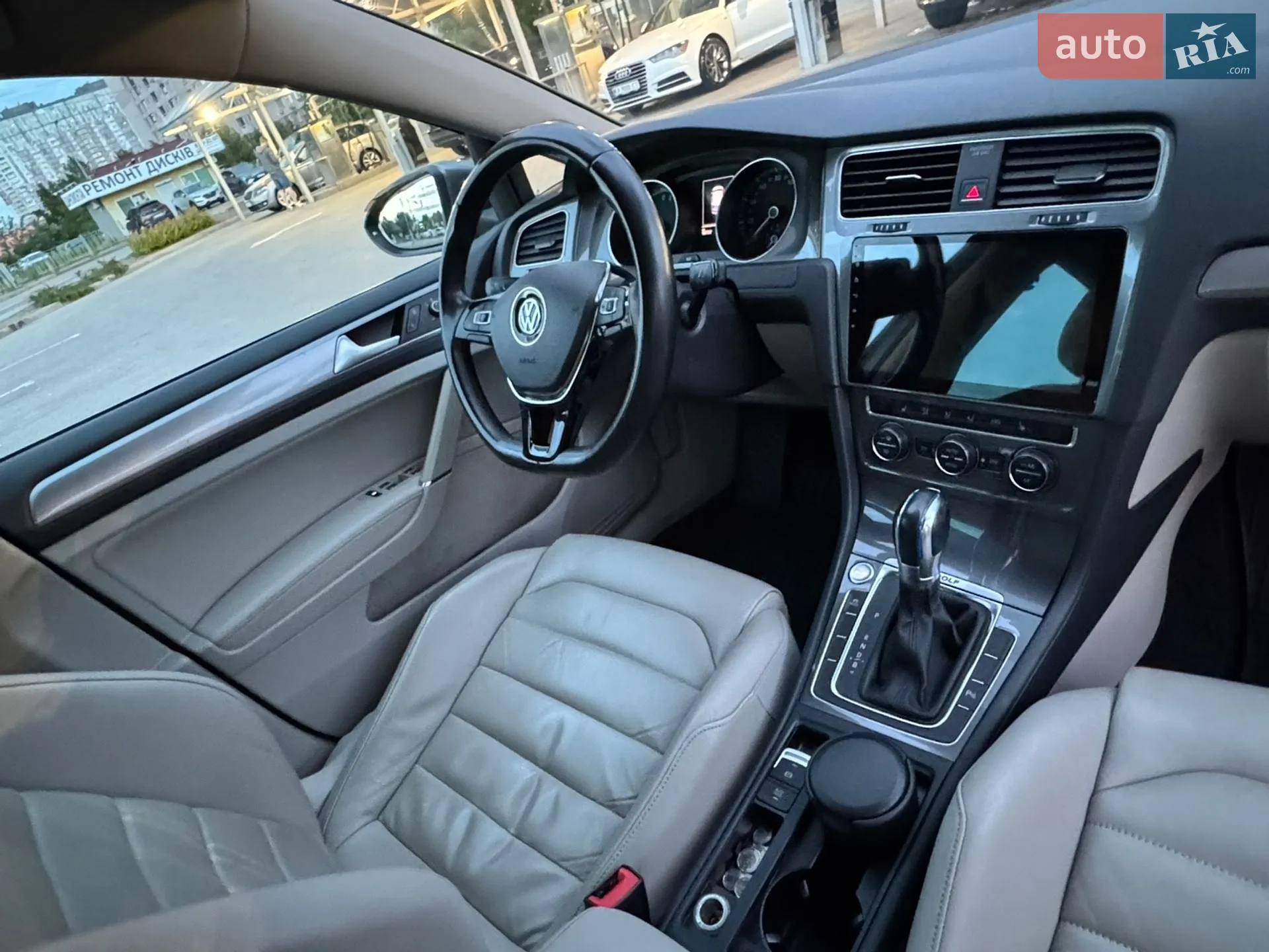 2014 Volkswagen Golf - мініатюра 18