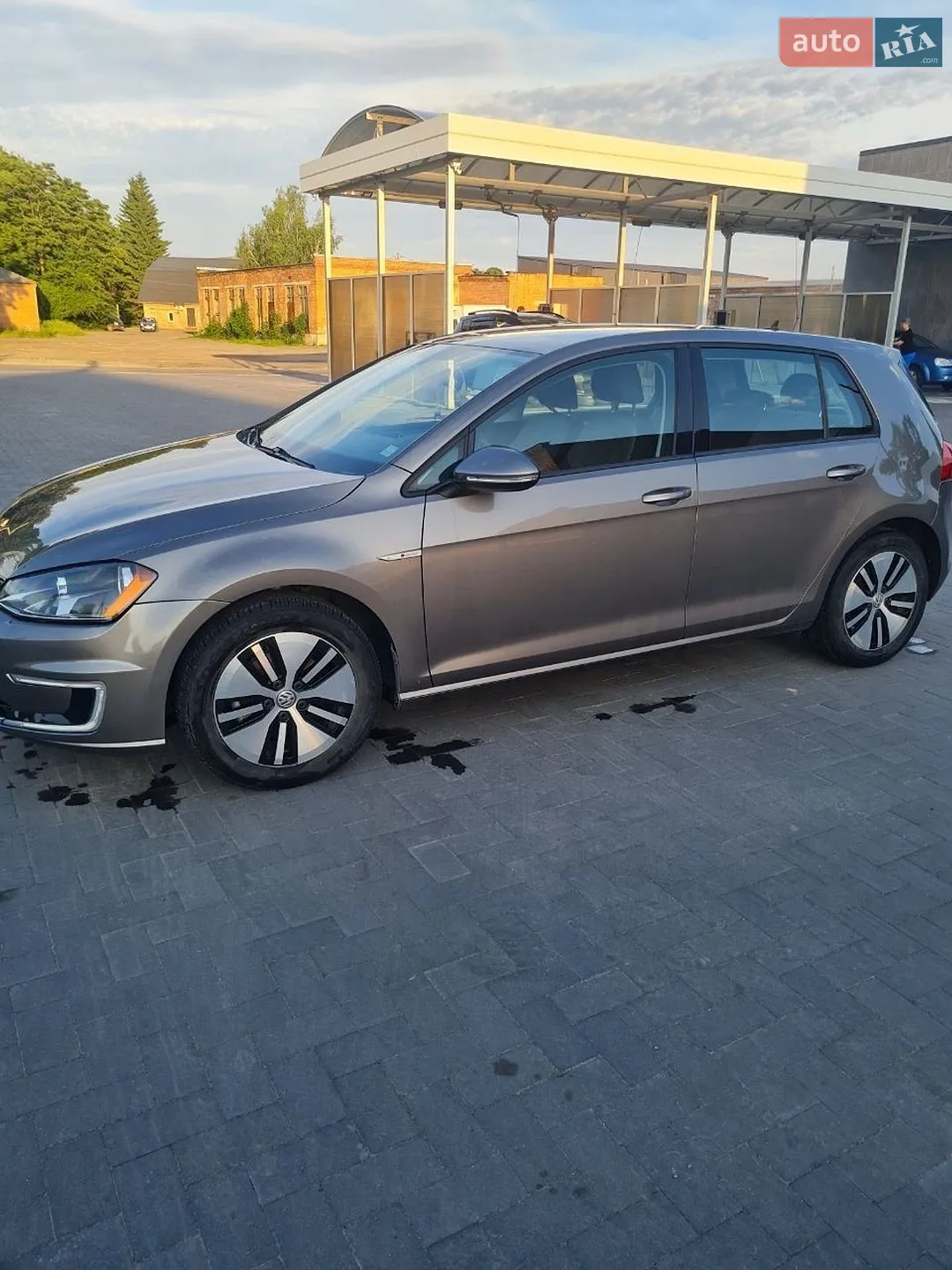 2016 Volkswagen Golf - мініатюра 3