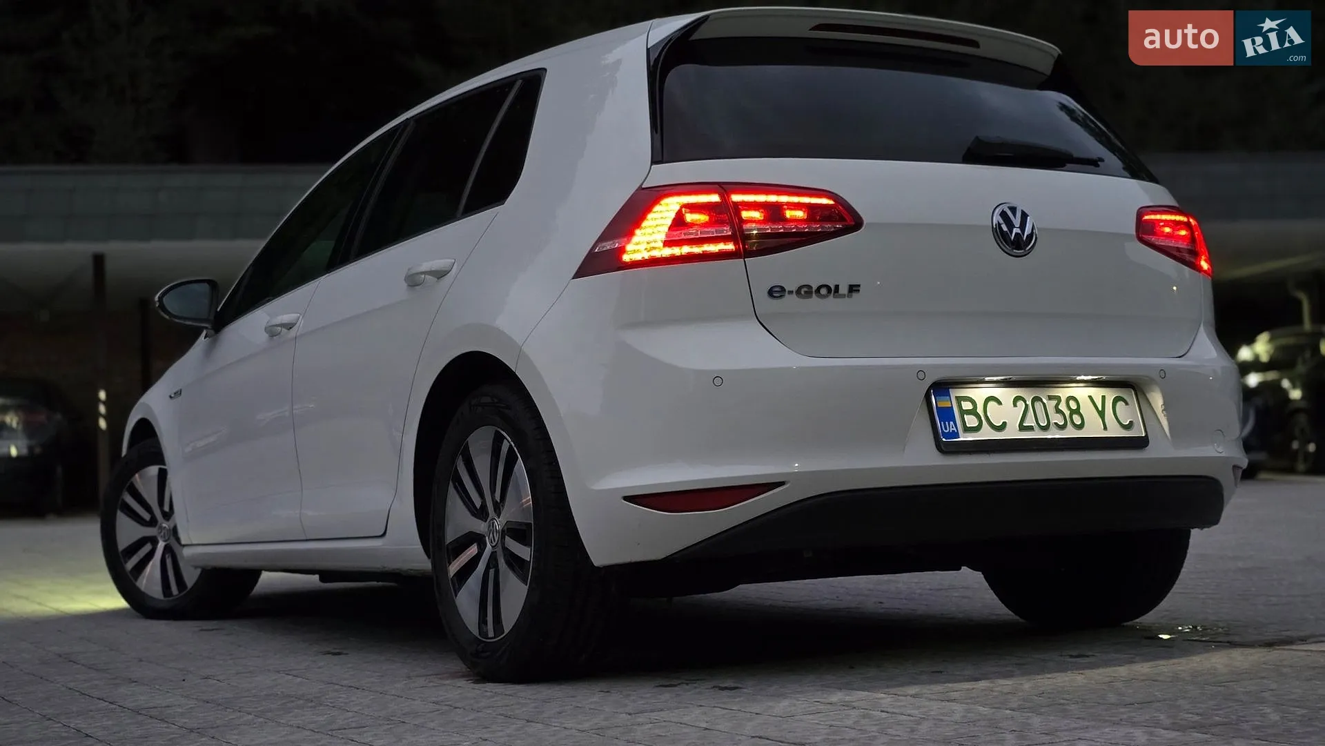 2016 Volkswagen Golf - мініатюра 6