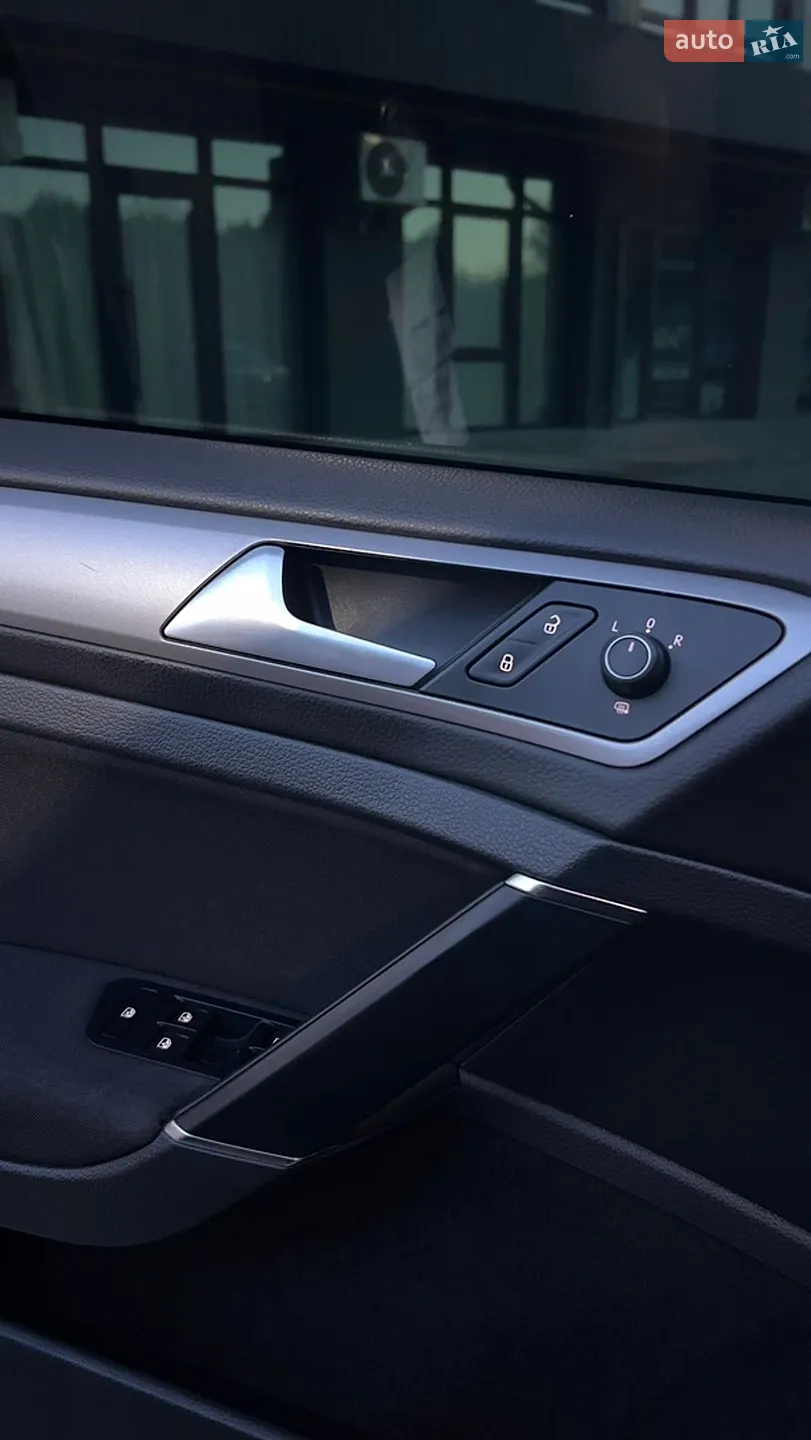 2015 Volkswagen Golf - мініатюра 12