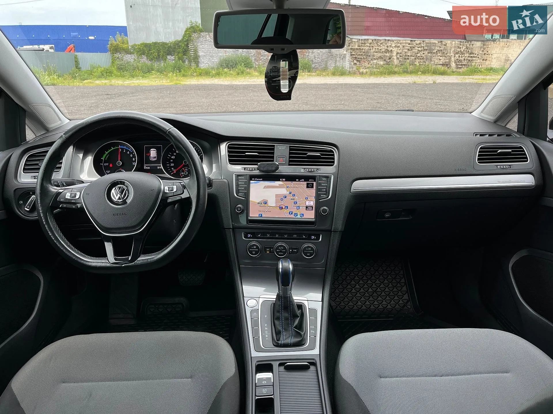 2015 Volkswagen Golf - мініатюра 2