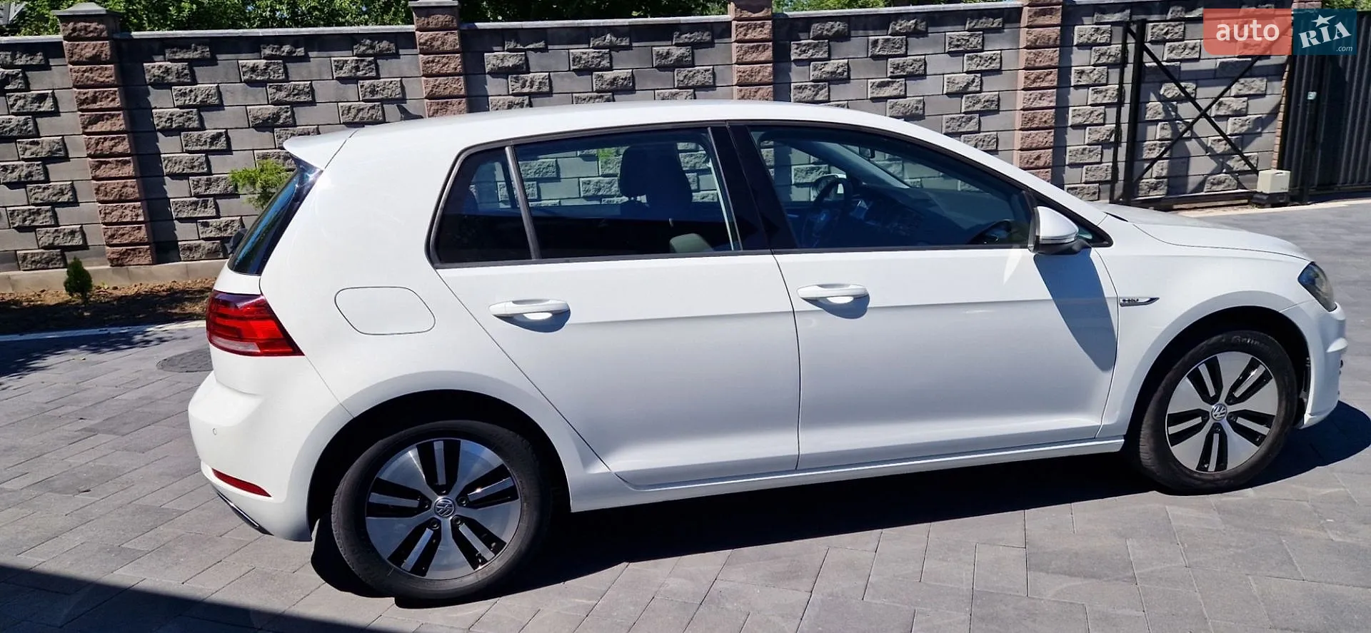 2020 Volkswagen Golf - мініатюра 14