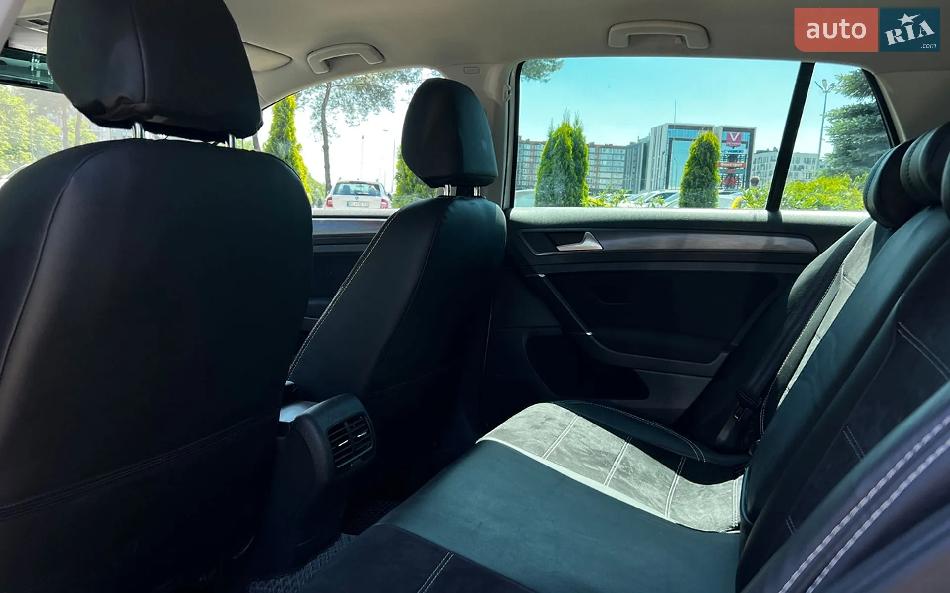 2020 Volkswagen Golf - мініатюра 21