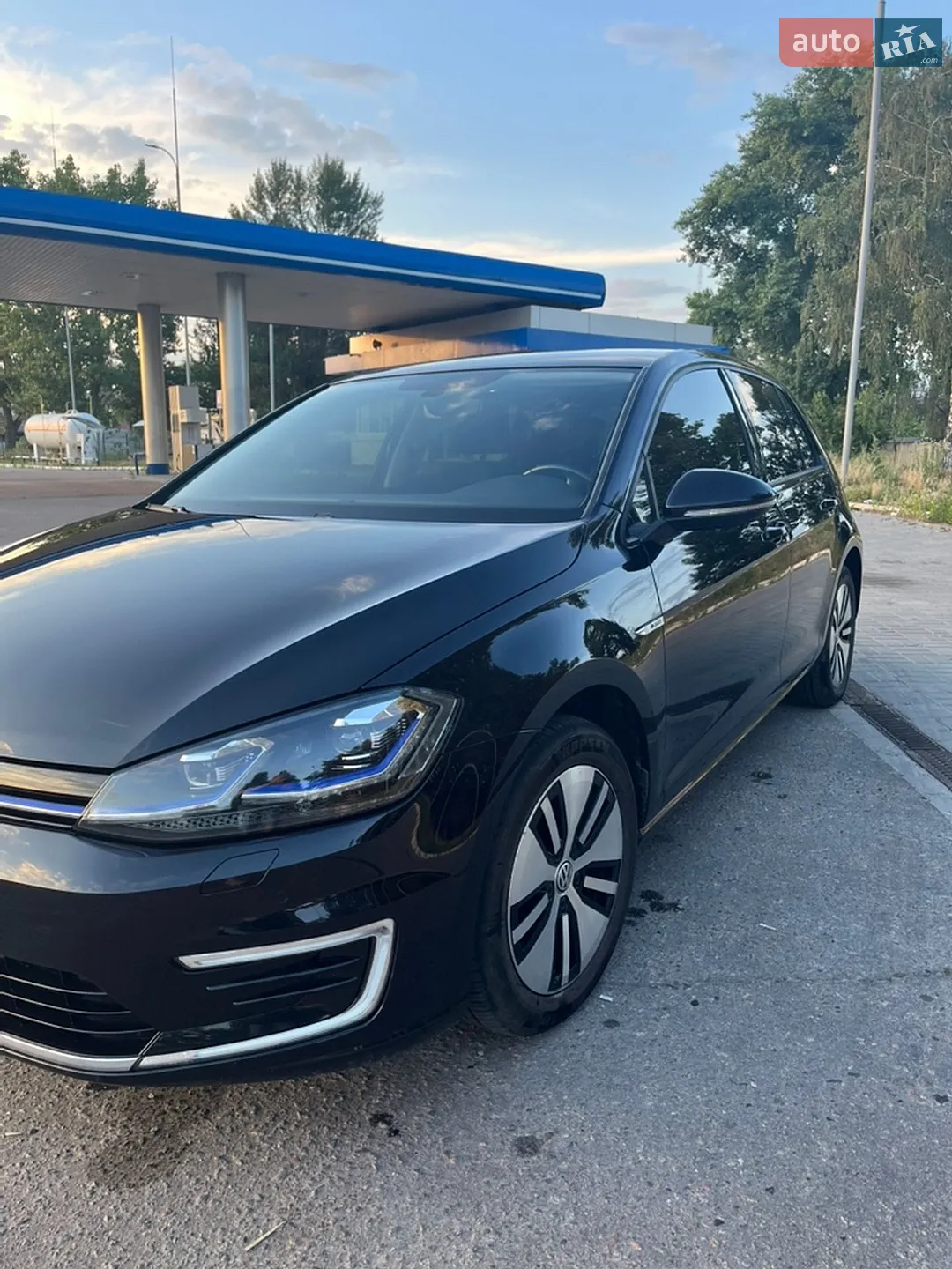 2019 Volkswagen Golf - мініатюра 2