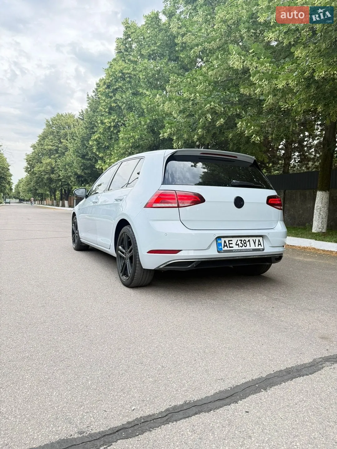 2017 Volkswagen Golf - мініатюра 7