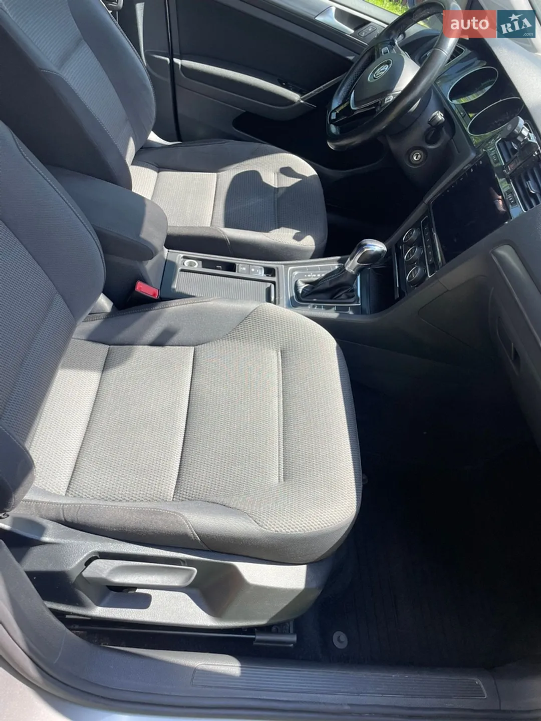 2017 Volkswagen Golf - мініатюра 18
