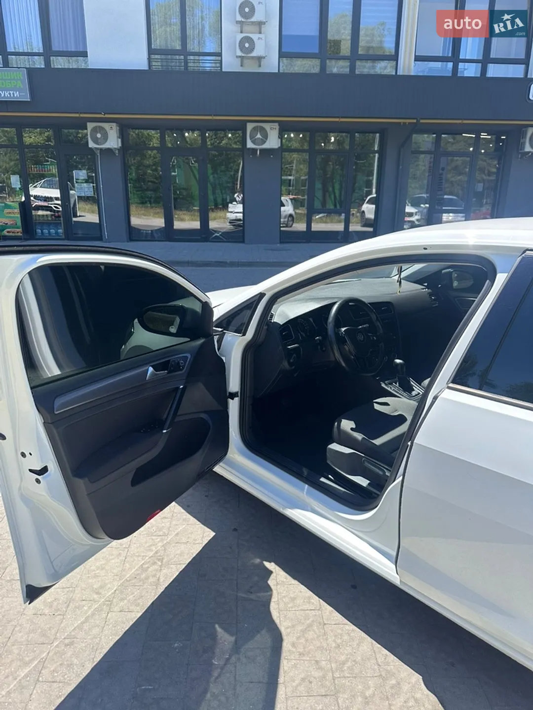 2019 Volkswagen Golf - мініатюра 10