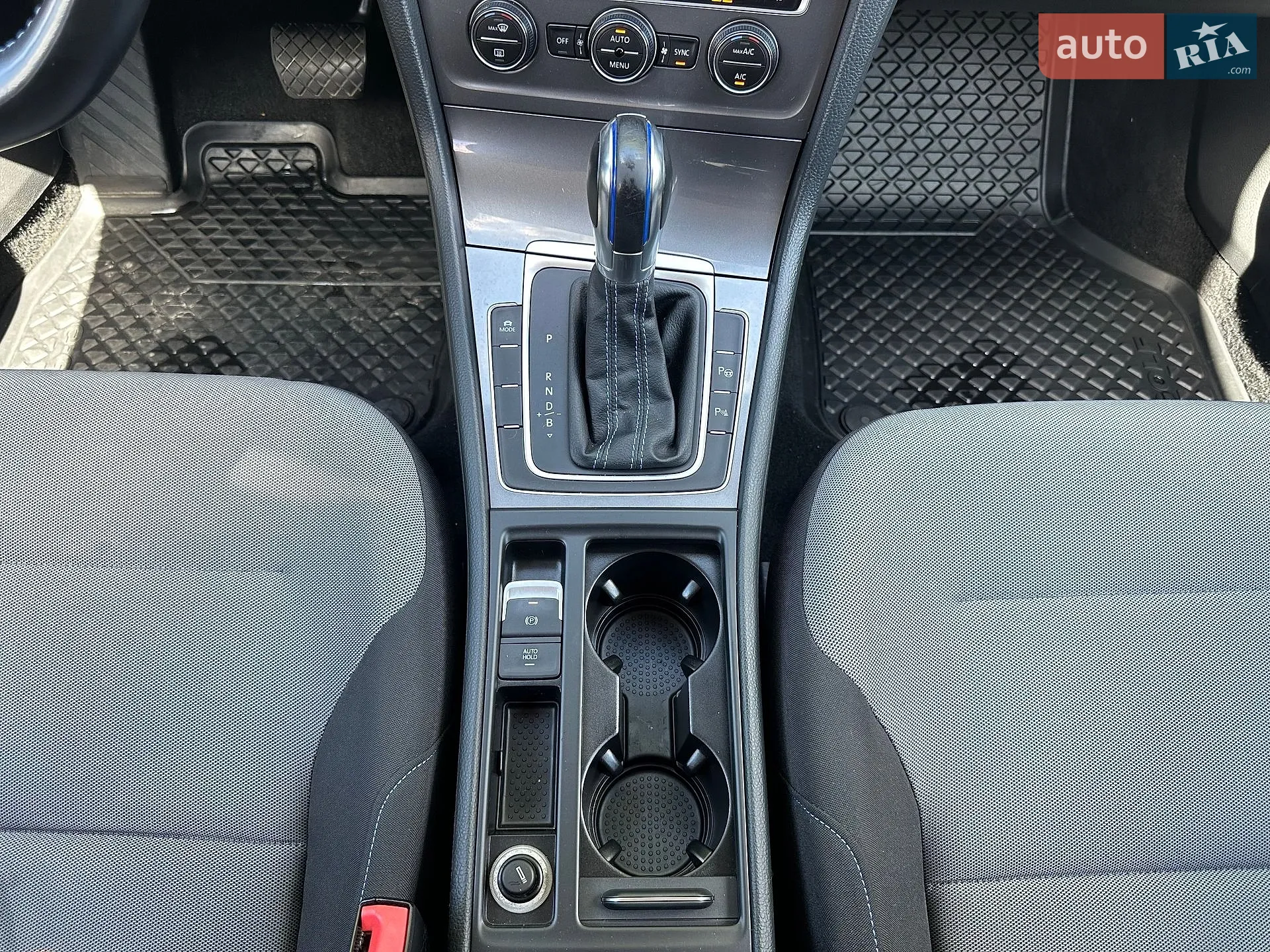 2015 Volkswagen Golf - мініатюра 29