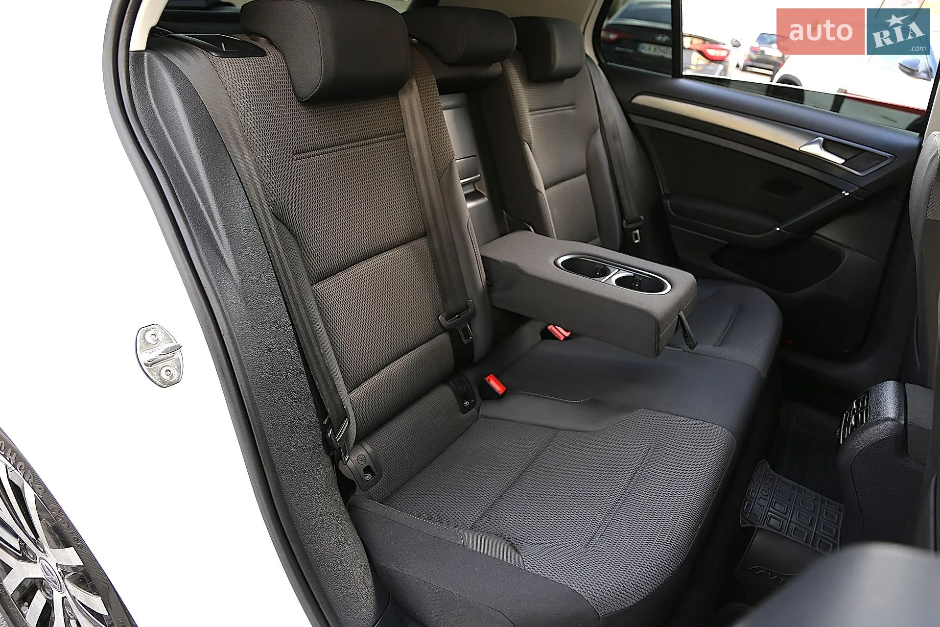 2019 Volkswagen Golf - мініатюра 11