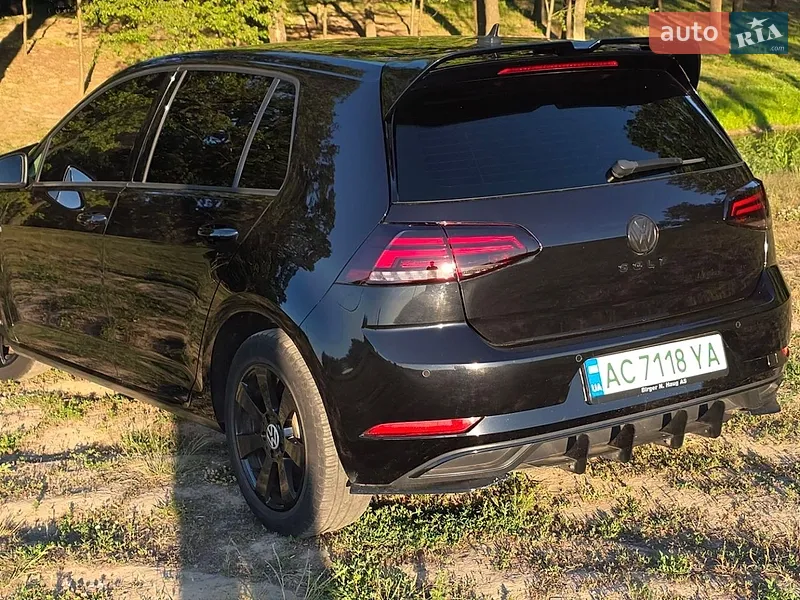 Volkswagen e-Golf 2018 VIN WVWZZZAUZJ8907334 фото оголошення 9 з 41