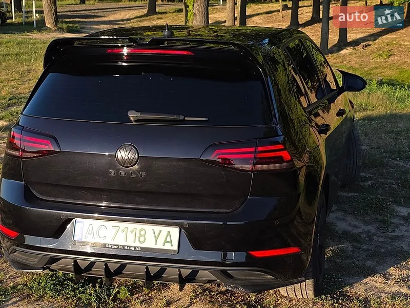Volkswagen e-Golf 2018 VIN WVWZZZAUZJ8907334 фото оголошення 14 з 41