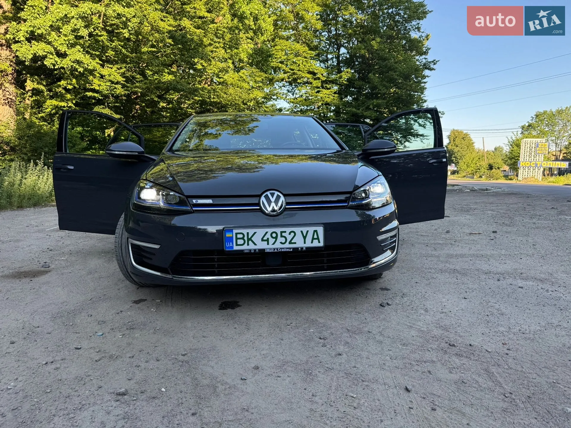 2020 Volkswagen Golf - мініатюра 2