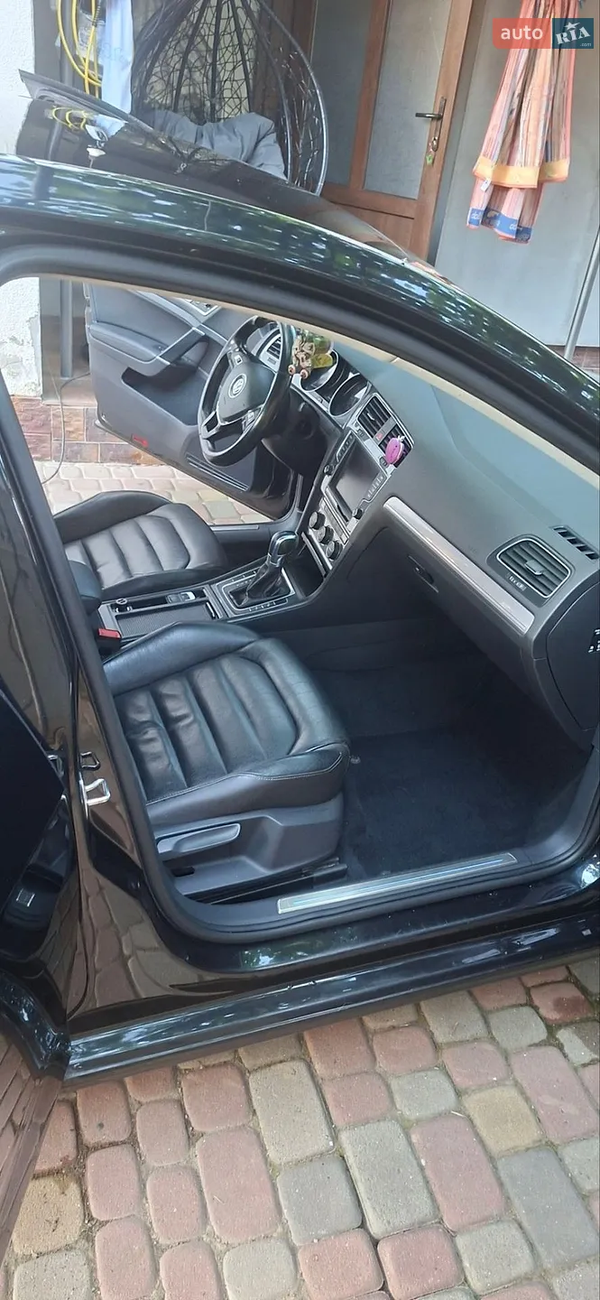 2014 Volkswagen Golf - мініатюра 35