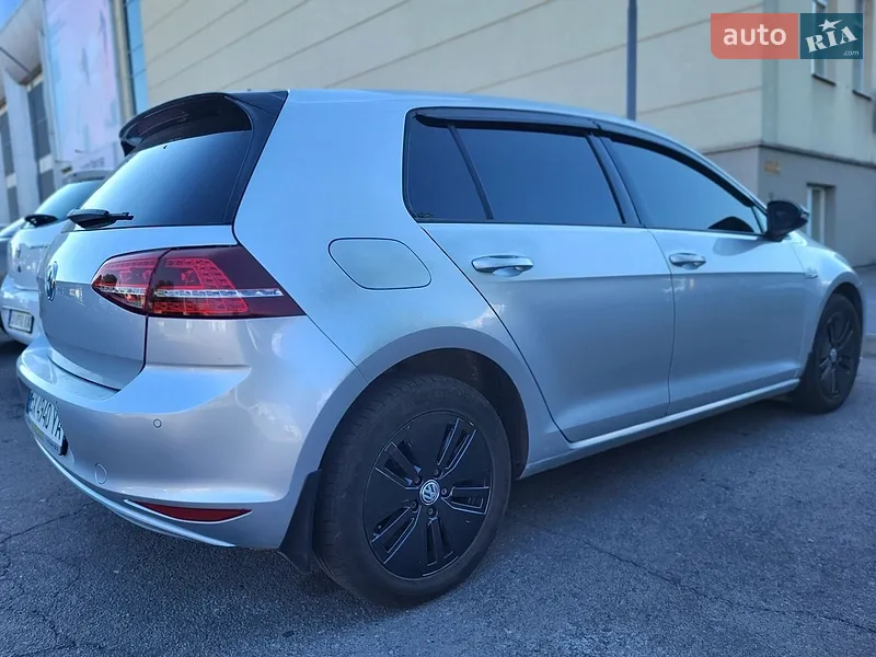 Volkswagen e-Golf 2015 VIN WVWZZZAUZGW902630 фото оголошення 6 з 40